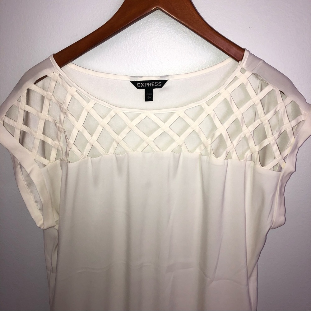 Express Top - Picture 2 of 4